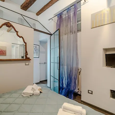 Lovely Retreat For 2 - 400 M Far From Porta Nuova Appartement Turin